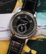 Annual Calendar White Gold