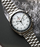 Speedmaster Moonwatch Professional "White Dial"