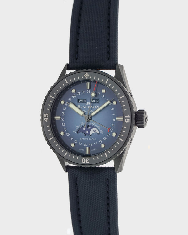 Bathyscaphe Quantième Complet Phases de Lune Ceramic Blue
