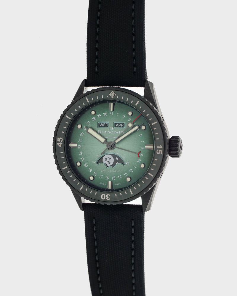 Bathyscaphe Quantième Complet Phases de Lune Ceramic Green