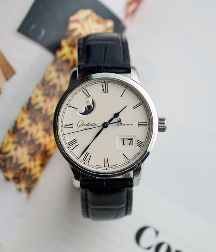 Senator Panorama Date Moonphase
