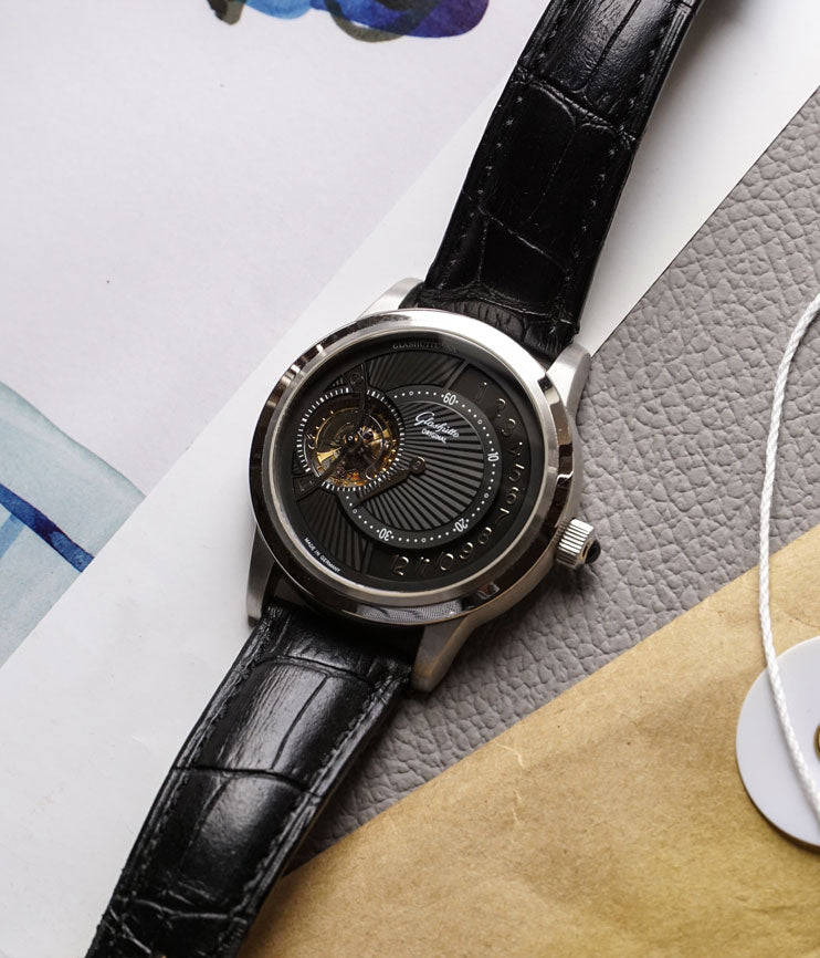 Tourbillon Regulator Platinum Limited Edition