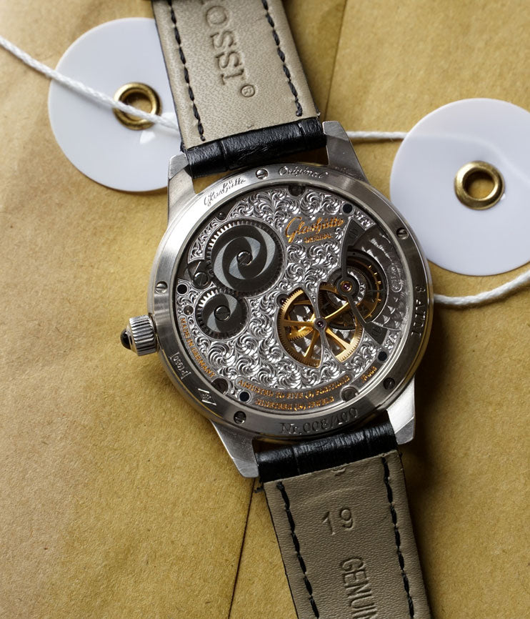 Tourbillon Regulator Platinum Limited Edition